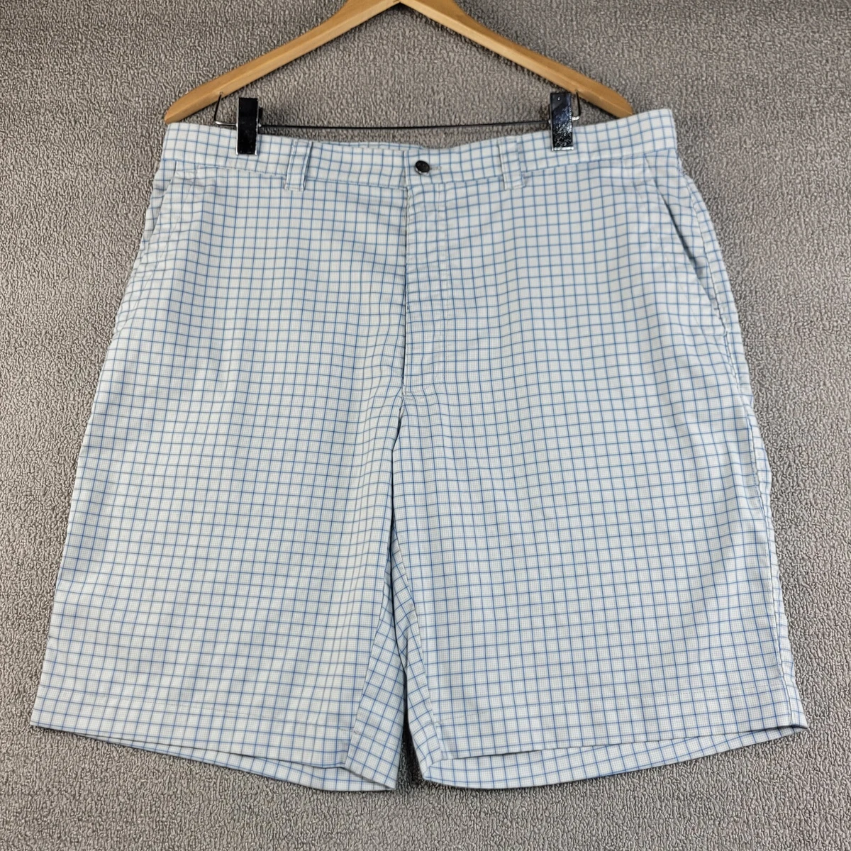 Callaway Shorts Men s 36x10.5 Golf Optimum Performance Chino White Blue Bermuda