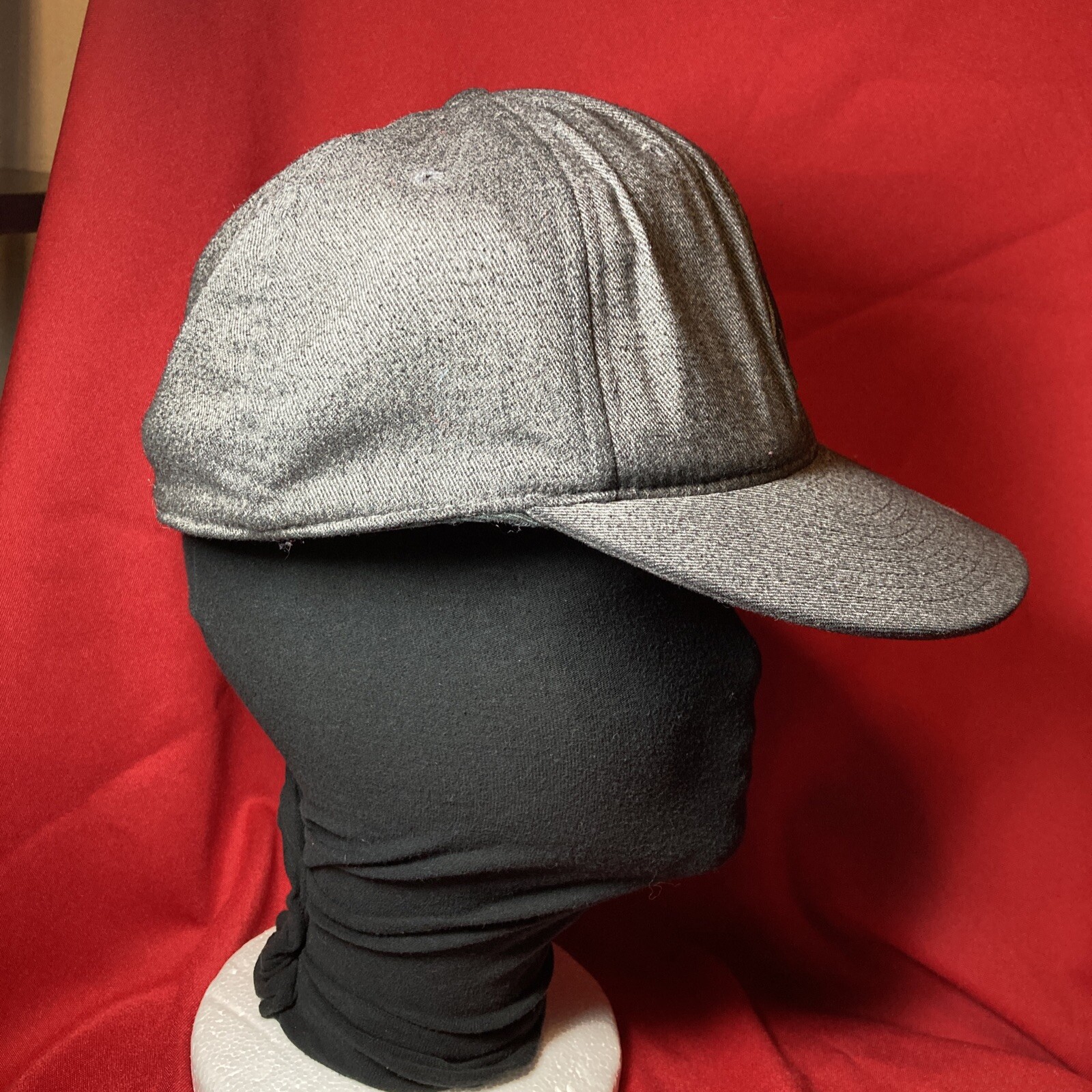 Volcom 201 fitted FlexFit Hat Cap Embroidered Log… - image 2