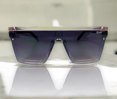 Quay Australia Hindsight Shield Clear Pink Holograph Bar