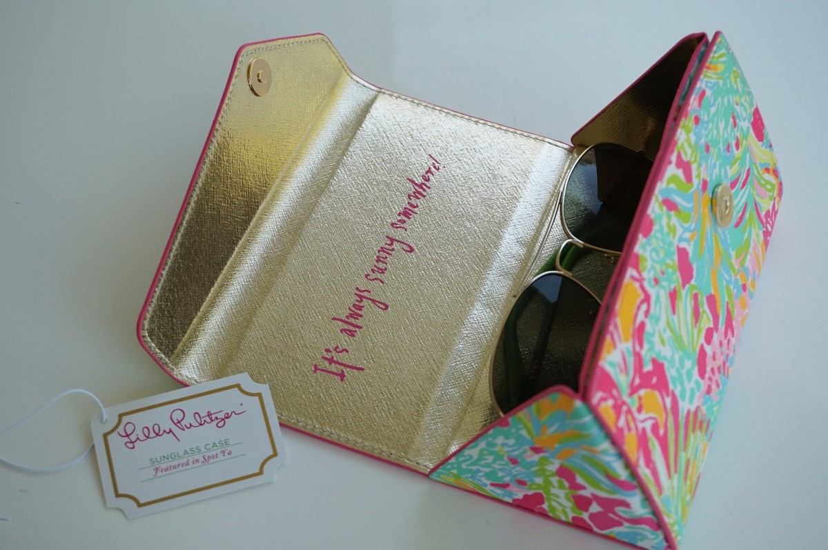 Lilly Pulitzer Collapsible Sunglass Spot Ya Case It’s Always Sunny Somewhere Lilly Pulitzer Sunglasses Travel Case in Spot Ya... | Depop main image 2
