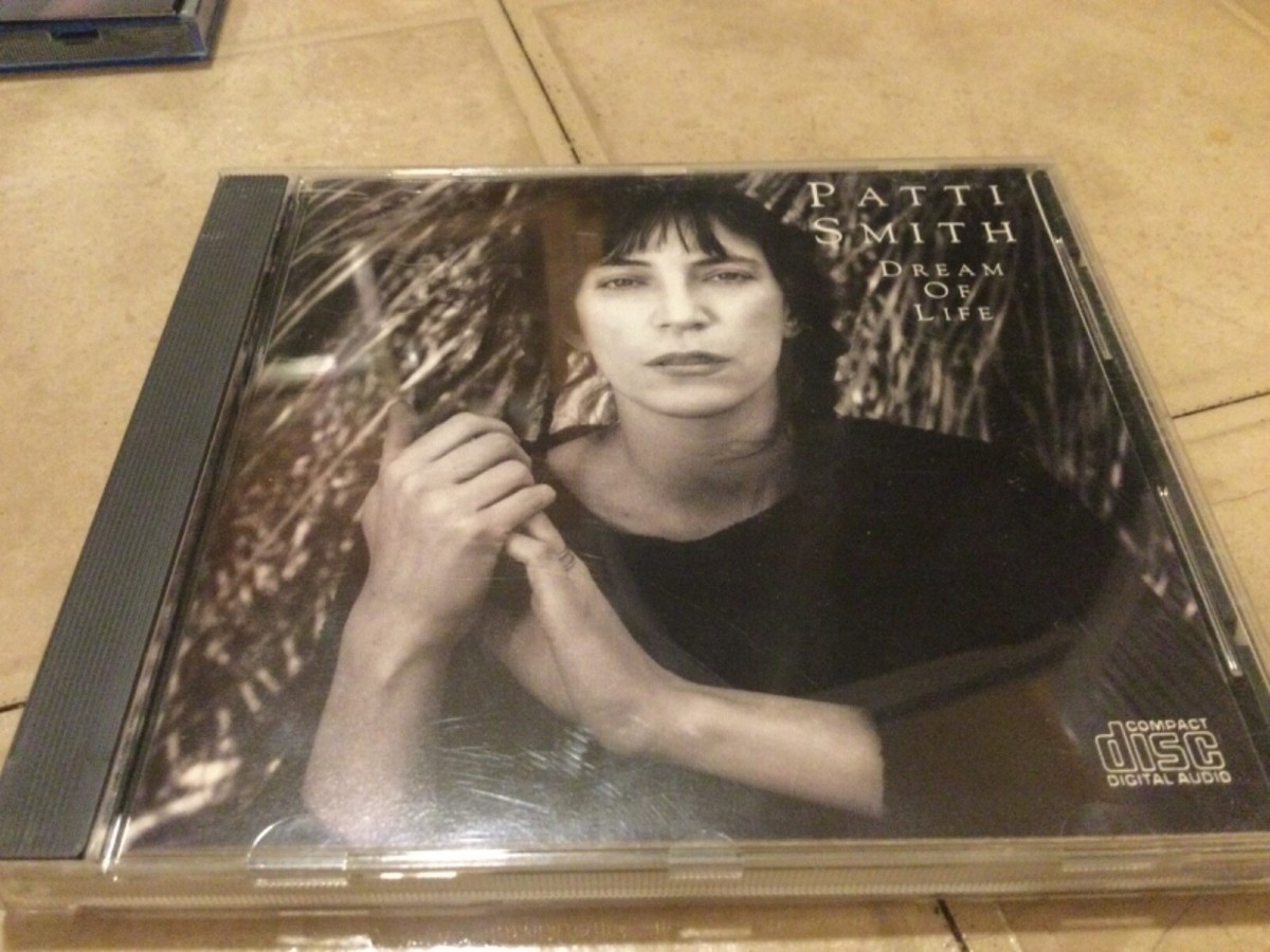 ミュージック Patti smith dream of life. DVD box Amazon.com: Dream of Life : Patti Smith, Steven Sebring