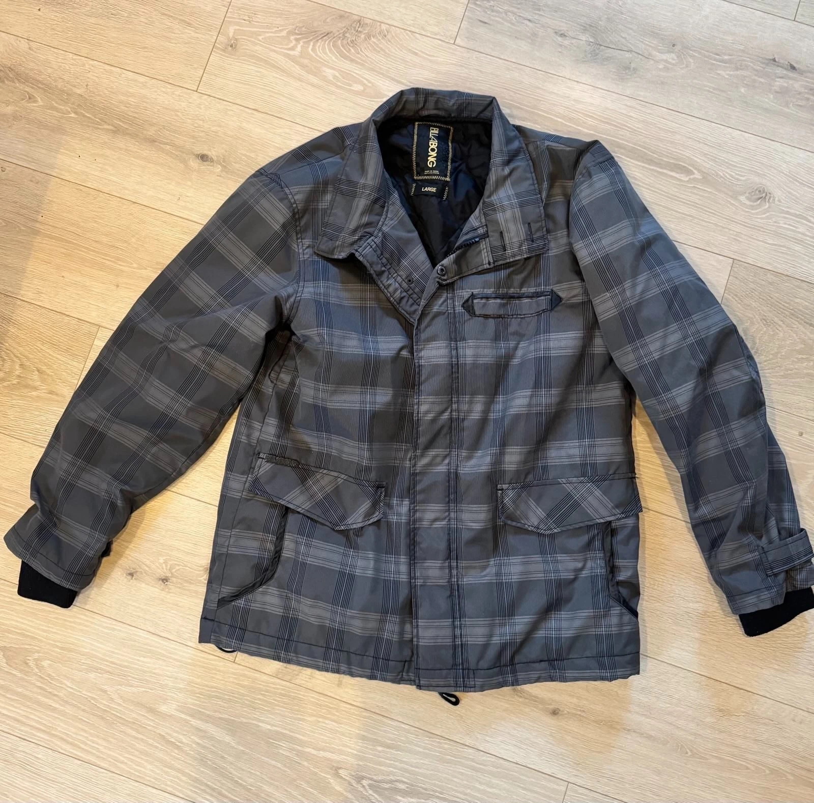 Billabong Plaid Insulated Jacket Men’s Large Gray Quilted Winter Coat Streetwear