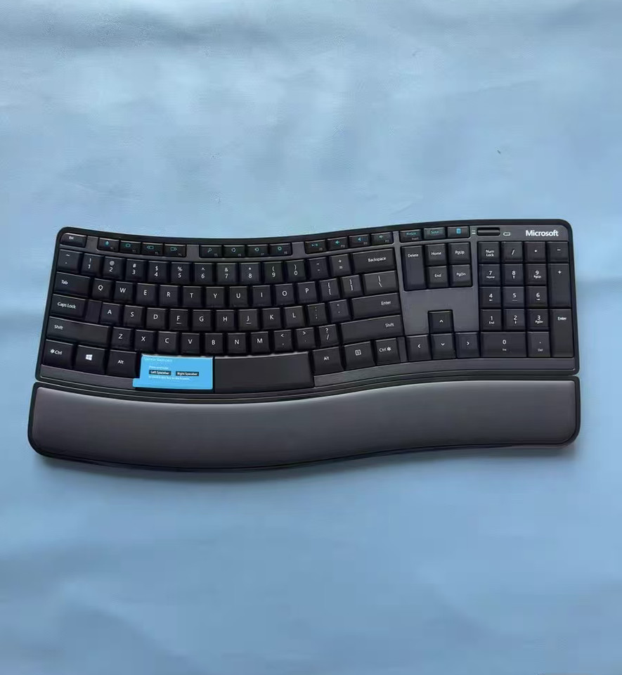 Microsoft Sculpt Comfort Desktop Keyboard and Mouse Set, US Layout