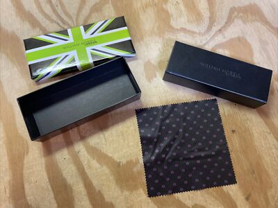 NEW William Morris London Black Hard Eyeglasses Case Magnet Closure & Cloth