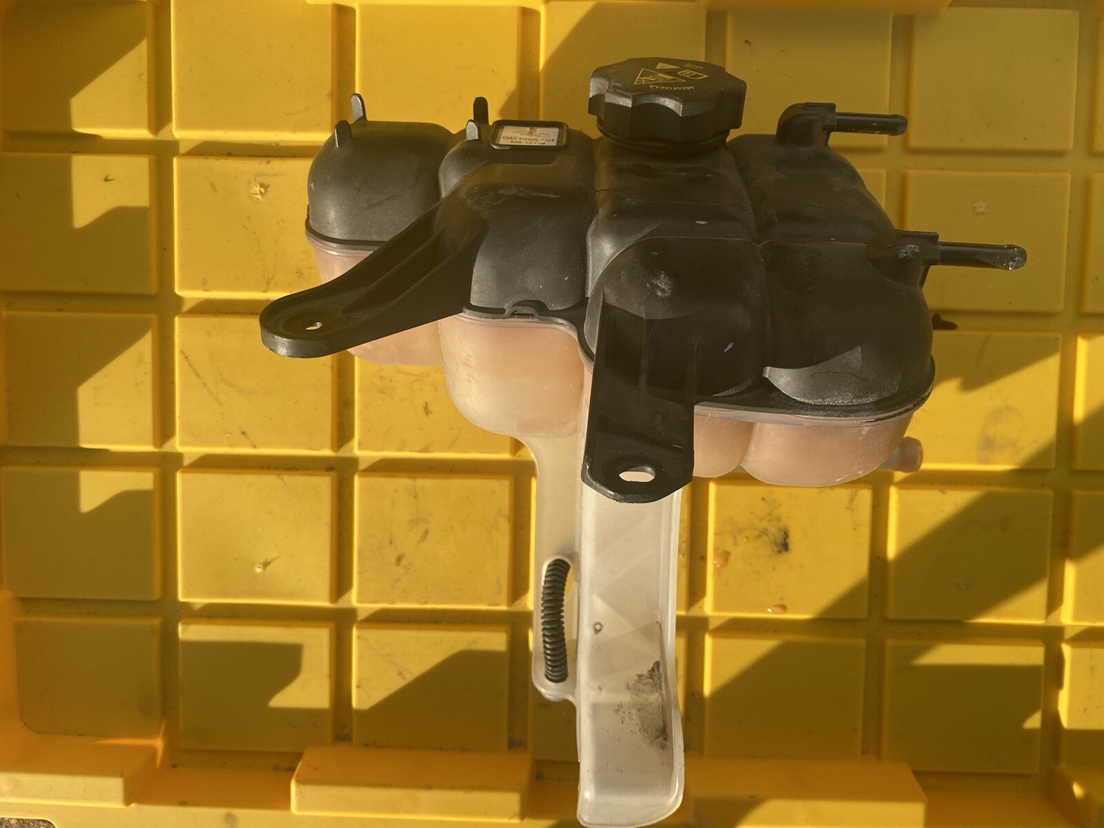 2009 BENTLEY GT OEM COOLANT BOTTLE RESERVOIR