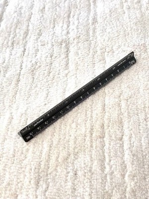 Drapas Color Triangular Scale 15Cm Black