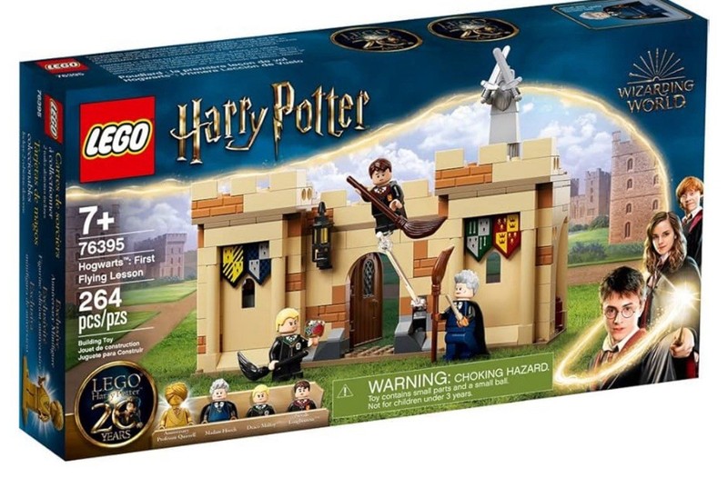 LEGO Harry Potter: Hogwarts: First Flying Lesson (76395)