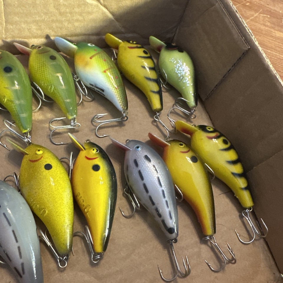 Vintage Cotton Cordell Big-O Crankbait Fishing Lures Lot, 16 Loose, 8 NOS. @ D's