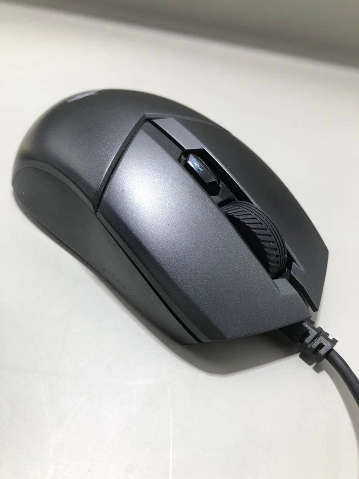 MSI CLUTCH GM11 RGB Gaming Mouse Black Wired Used/Tested - Image 4 of 4