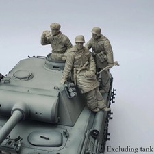 1/35 Resin Figure Model Kit Military Tank Crew 3 Figures Unpainted Unassembled
