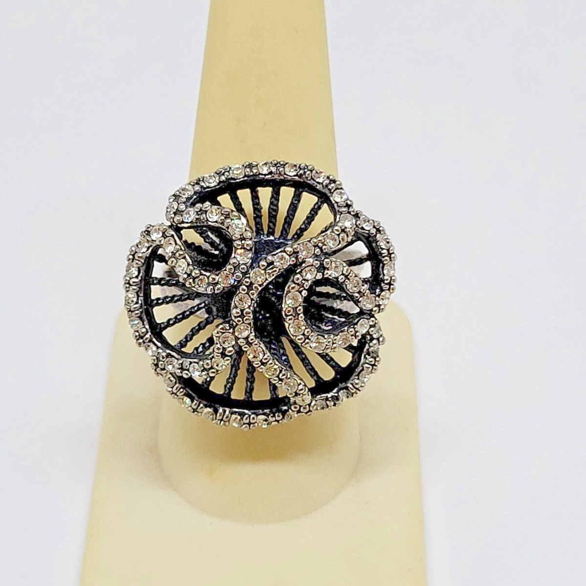 Premier Designs Melrose Silver Tone Rhinestone Cocktail Statement Ring Size 