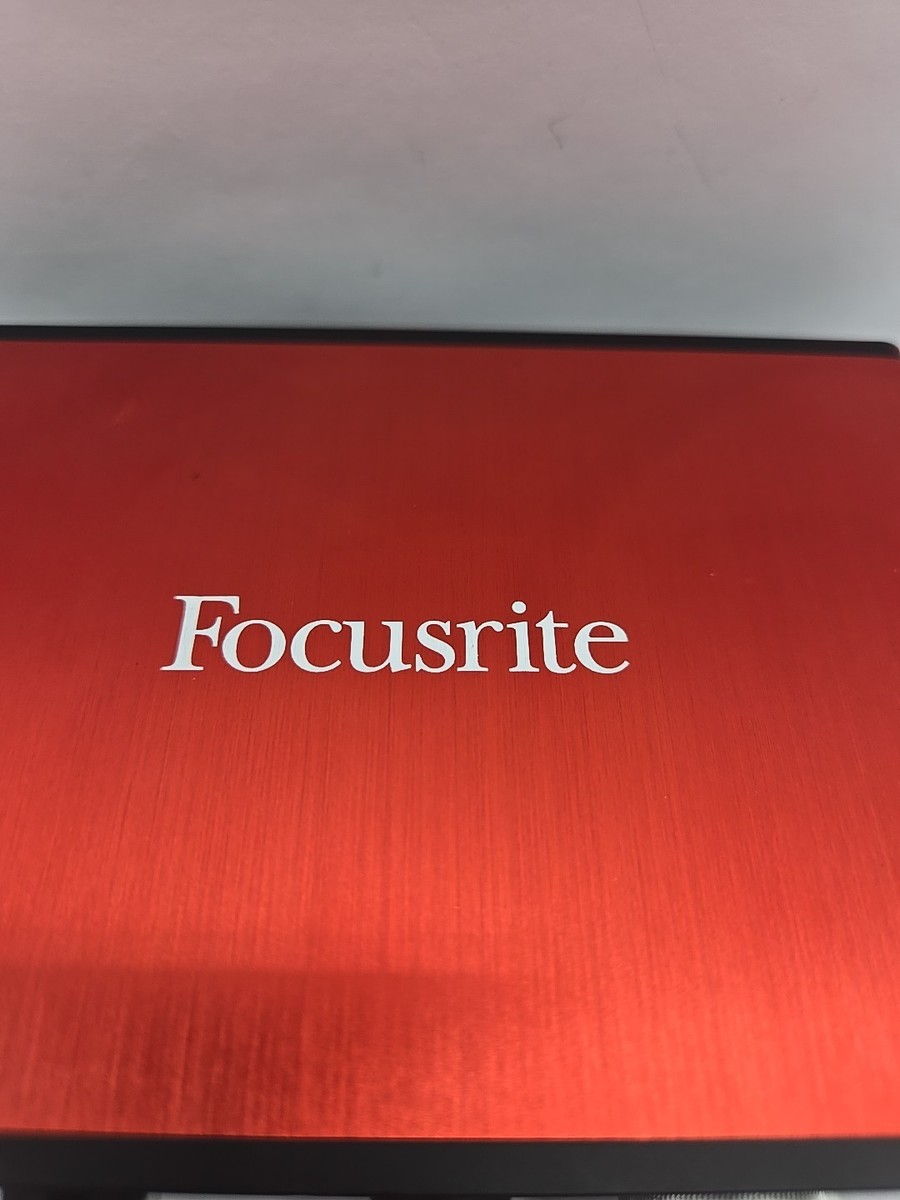 Focusrite Scarlett Solo 2nd gen USB Audio Interface FFFA001149-03