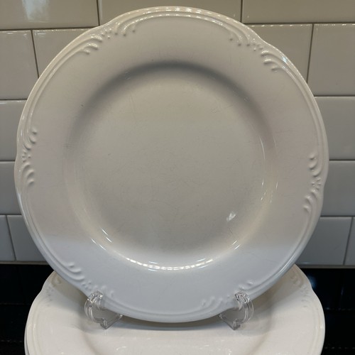 Set of 7 Pfaltzgraff FILIGREE Scallop Dinner Plates 10 3/8" Scrolls on White - Picture 5 of 10