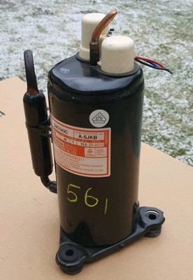 1x Original BOSCH WTW86560/09 Trockner Kompressor MODEL: 39C143C A-5JKB
