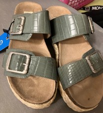 Plateau Riemchen-Sandalen Grün EU 38 Kunstle...