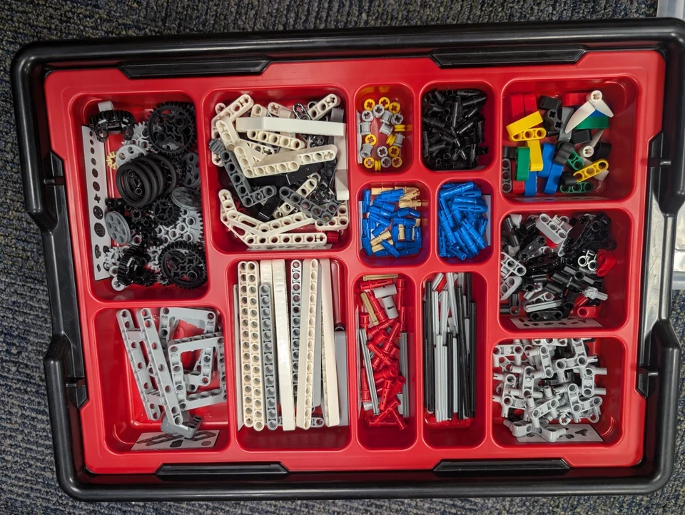 LEGO Education: Education Ev3 Core Set (45544) - Image 2 of 3