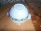 Pyrex Spring Blossom Green 441 Cinderella Bowl 1.5 PT Crazy Daisy Vintage Pyrex