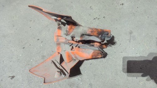 2001 01 KTM SX 125 Gas Fuel Tank Reservoir Petcock - Picture 3 of 4