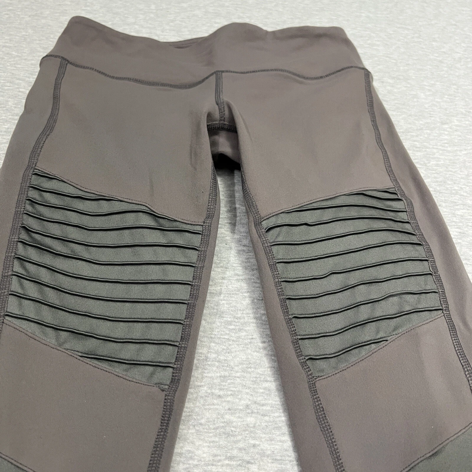 alo-yoga moto athletic slimming leggings