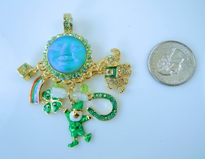 KIRKS-FOLLY-LUCKY-CHARM-SEAVIEW-MOON-MAGNETIC-ENHANCER-St-Patrick-039-s-Day-shamrock