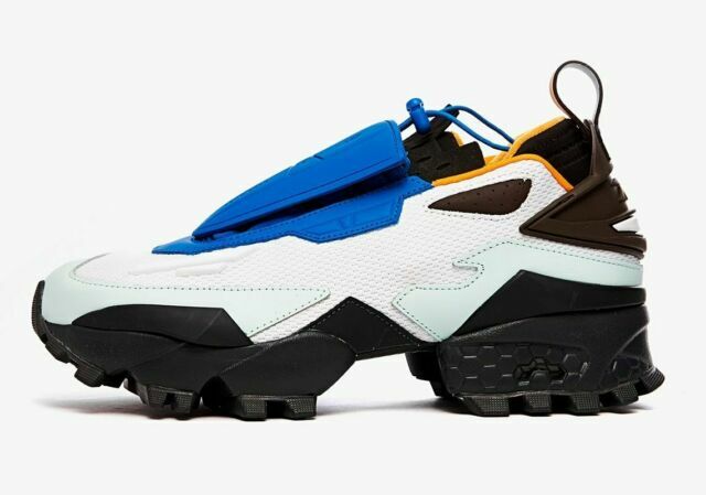 Size 9 - Reebok Experiment 4 Trial Fury 