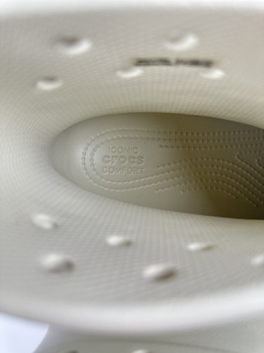 Crocs Classic Crush Bone Boot Size UK6/EU38-39 - Picture 6 of 9