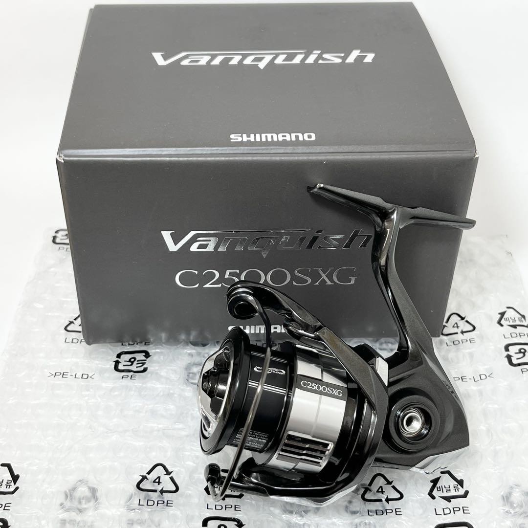 Shimano 23 Vanquish C2500SXG Spinning Reel in Box New