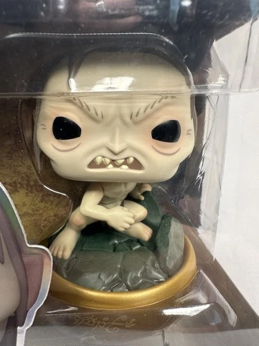 The Lord of The Rings Gollum GLOW #1831 Funko Pop!w/ Protector Free Shipping