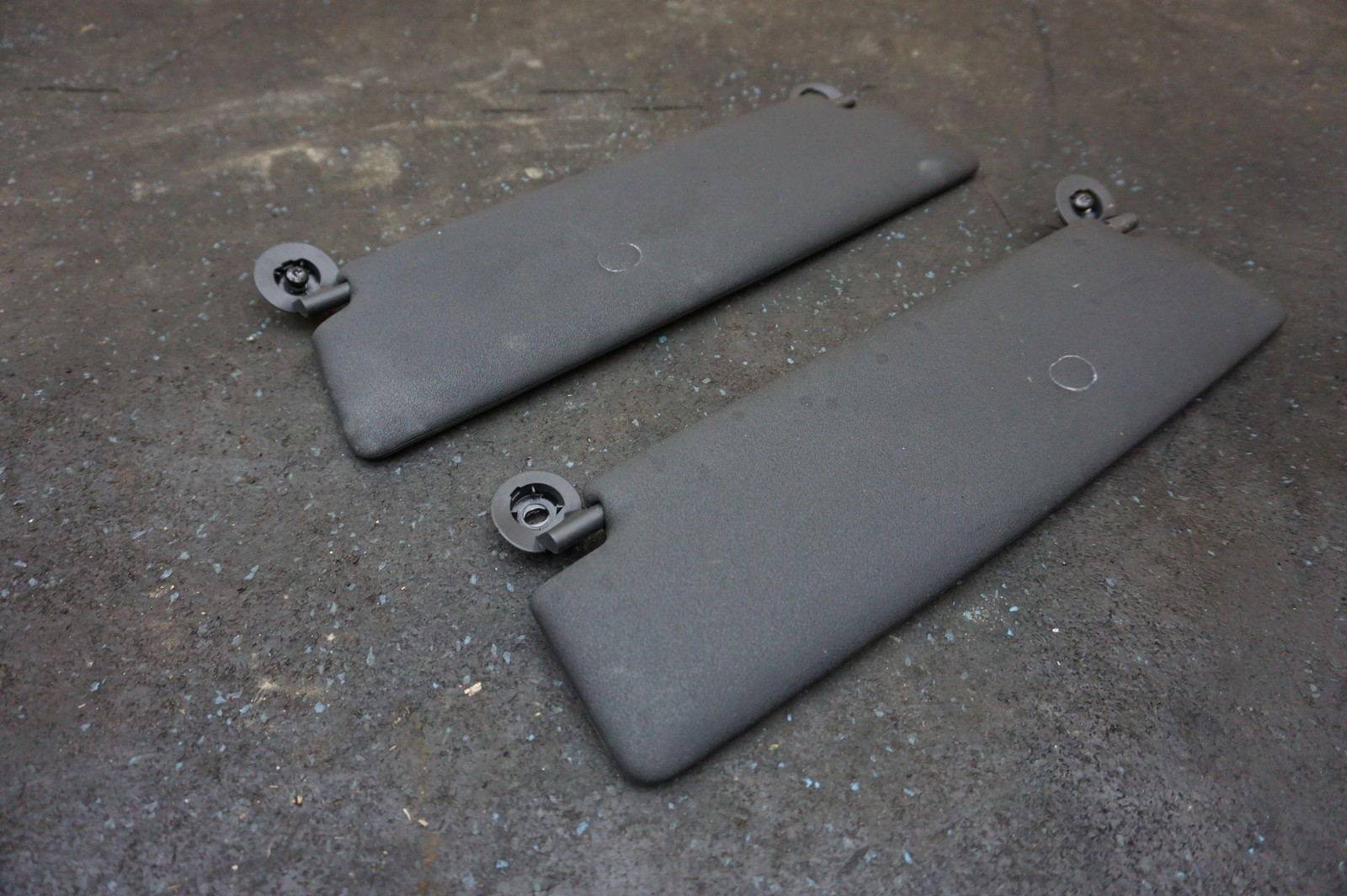 Set of 2 Left Right Sun Visor Nappa Leatherette Black 420857551D Audi R8 2008-15