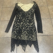 Black Lace Long Sleeve Scoop Neck Short Bodycon Dress Party/Cocktail