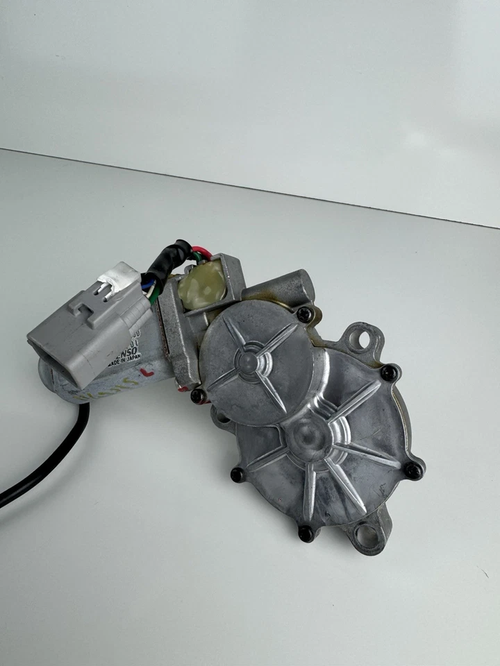 2010-2015 LEXUS IS250 IS350 CONVERTIBLE TOP MOTOR DRIVER LEFT REAR 476044-10040 - Image 3 of 4