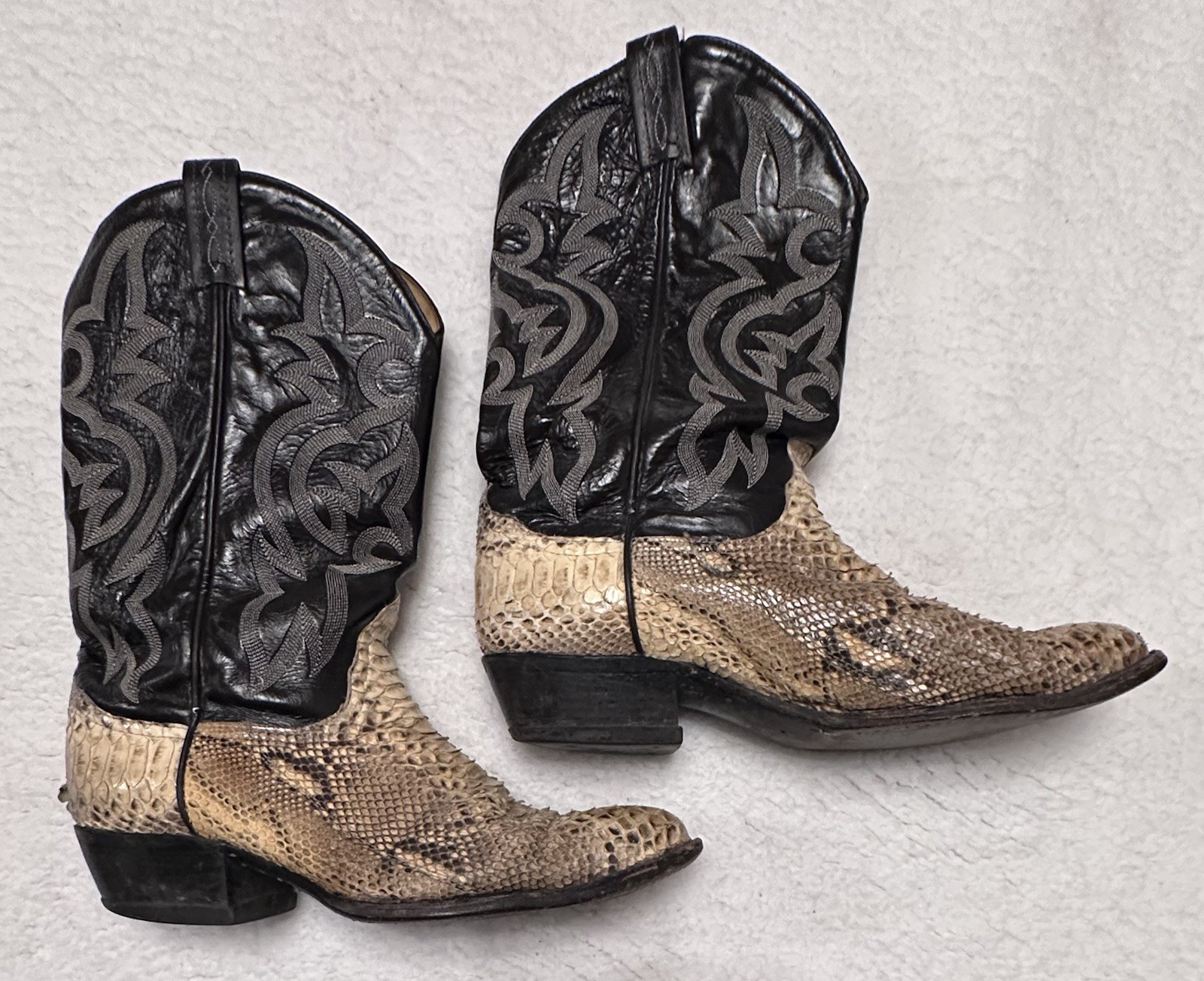 Vintage Tony Lama Cowboy Boots Golden Python Skin Size 10.5 D Worn