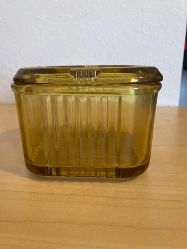 Vintage Federal Glass Amber Square Ribbed Refrigerator Dish w/Lid 4 x 4
