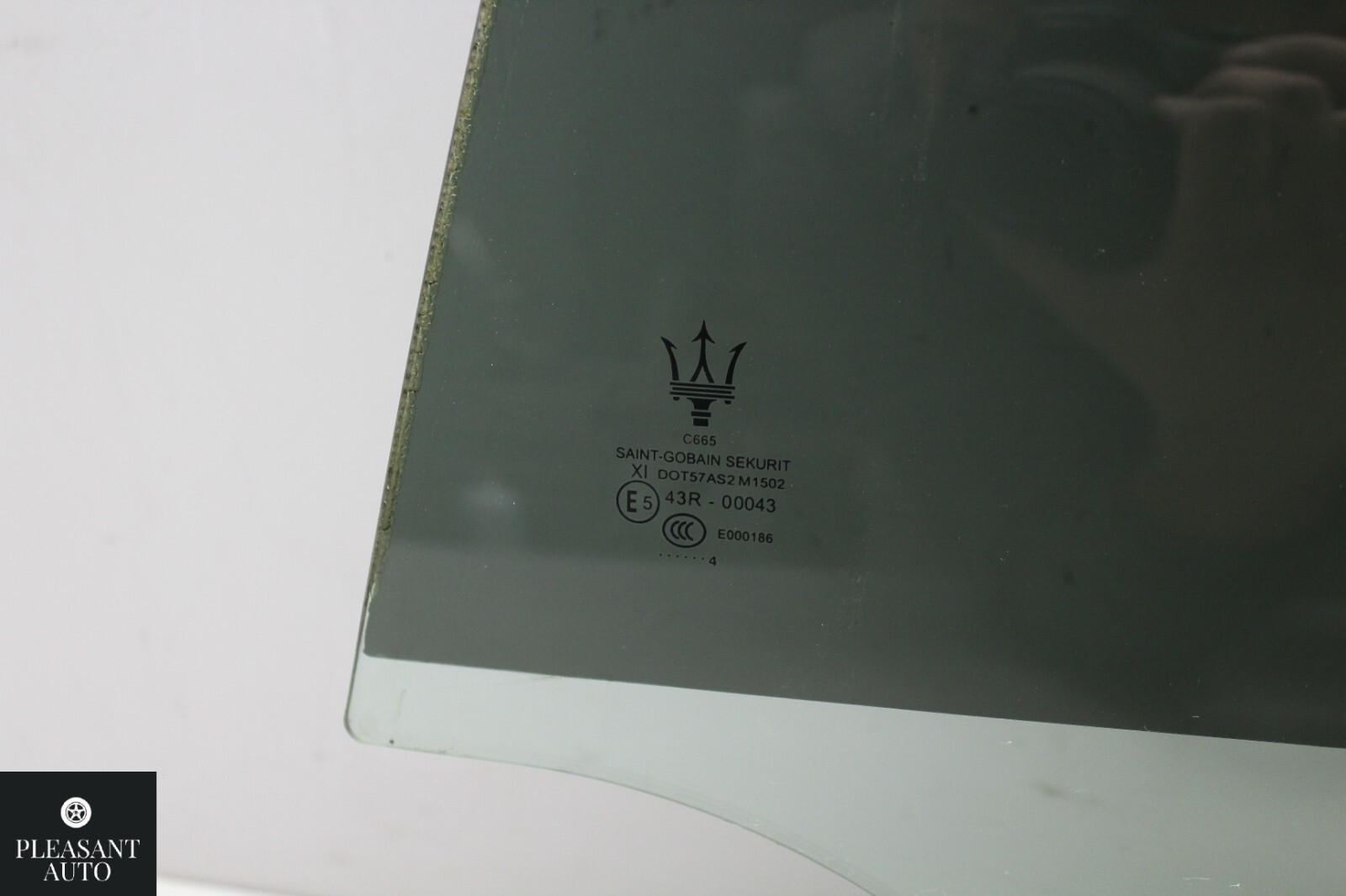 14-18 Maserati Quattroporte Rear Right Side Door Window Auto Glass OEM
