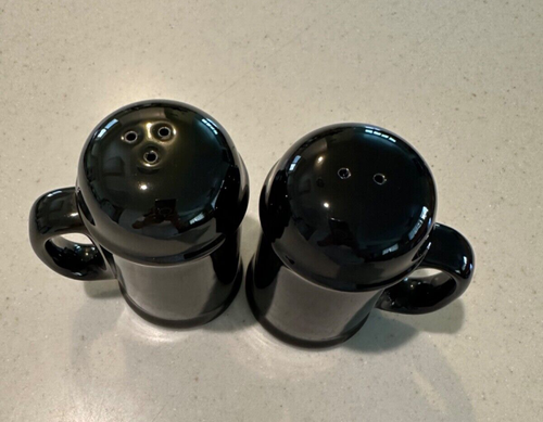 Set shaker sale e pepe in gres nero alto 4,5" ottime condizioni - Foto 2 di 3
