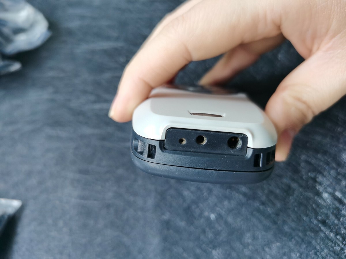 未使用\"ノキアNOKIA　携帯電話『NOKIA 6600』純正バッテリー付 未使用