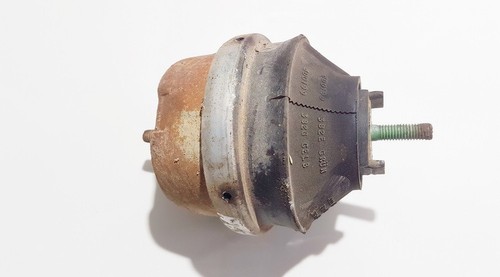 8d0199379a Motorhalterung und Getriebe (Motorhalterung) 8d0199379 DE1079267-20