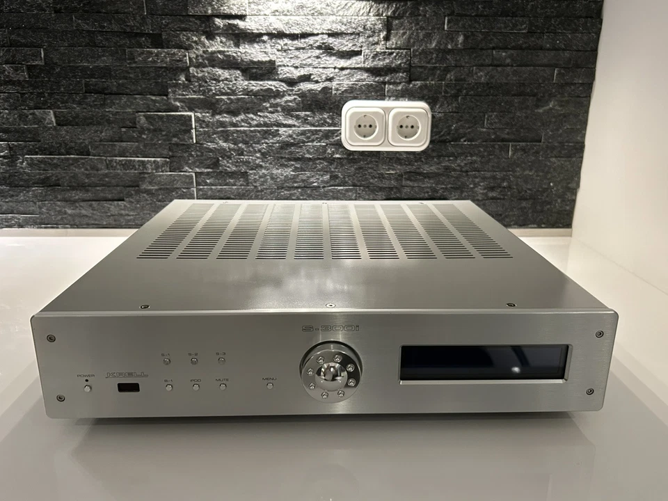 Krell S-300i Class A Vollverstärker Power cable Bedienungsanleitung + FB - Bild 2 von 4