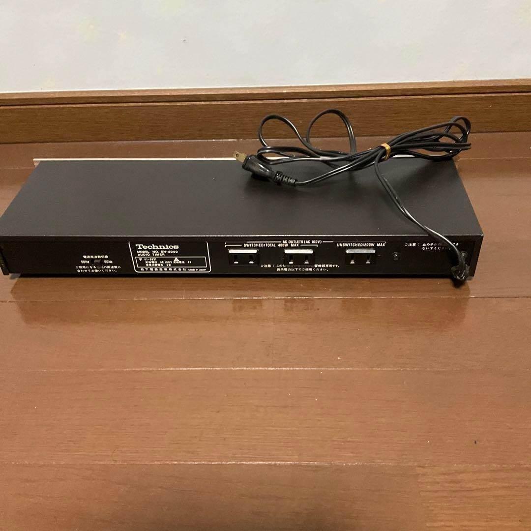 Technics SH−4040 audio TIMER argent format minuterie Technics SH−4040 audio TIMER argent format minuterie