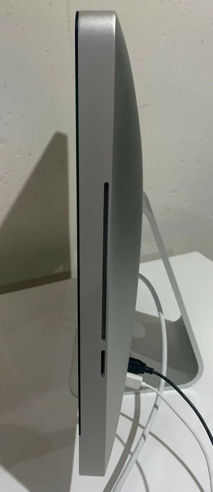 IMAC Desktop Computers, 4 GB RAM, 500 GB HDD - Image 4 of 4