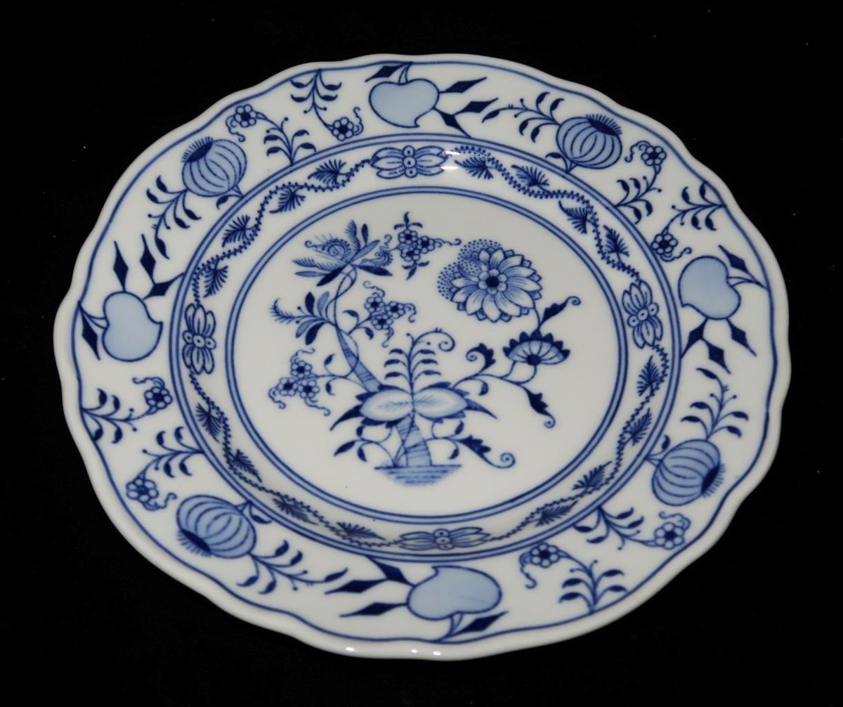 Cesky Porcelain Dubi Meissen XXX Zwiebelmuster Blue Onion, Dessert