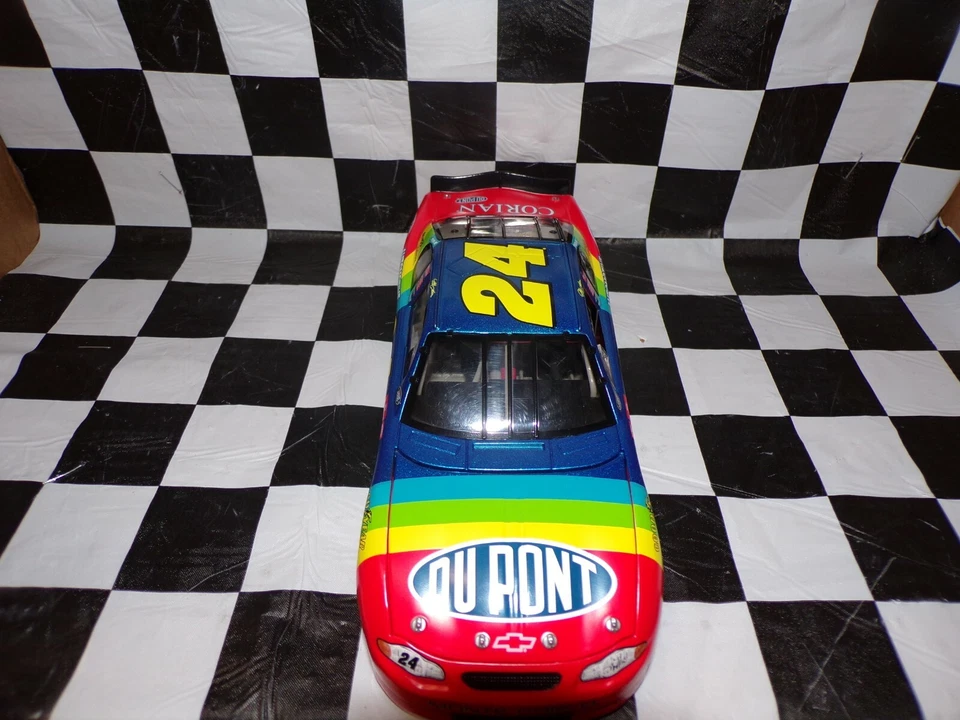 Jeff Gordon #24 Dupont 2000 Monte Carlo 1:24 Scala Nascar Action: Banca 10525 - Immagine 4 di 4
