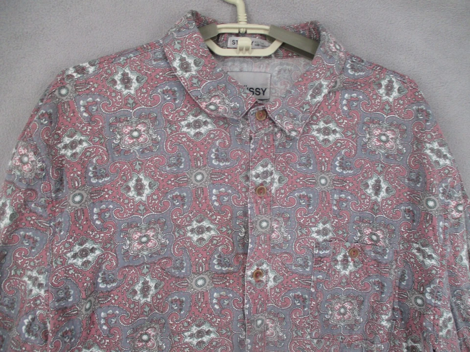 Camisa Stussy Para Hombre Grande Gris Rosa Paisley Manga Larga Patrón Abotonado Cuello Foto 2 de 4