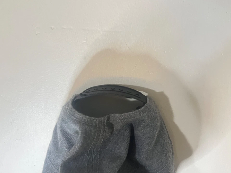 Urban Outfitters Snap Back Foto 4 de 4