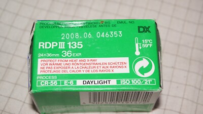 VINTAGE FUJI FUJICHROME RT200 Single-8 SOUND Film from Japan Exp 1984 EUR 20,00 - FR