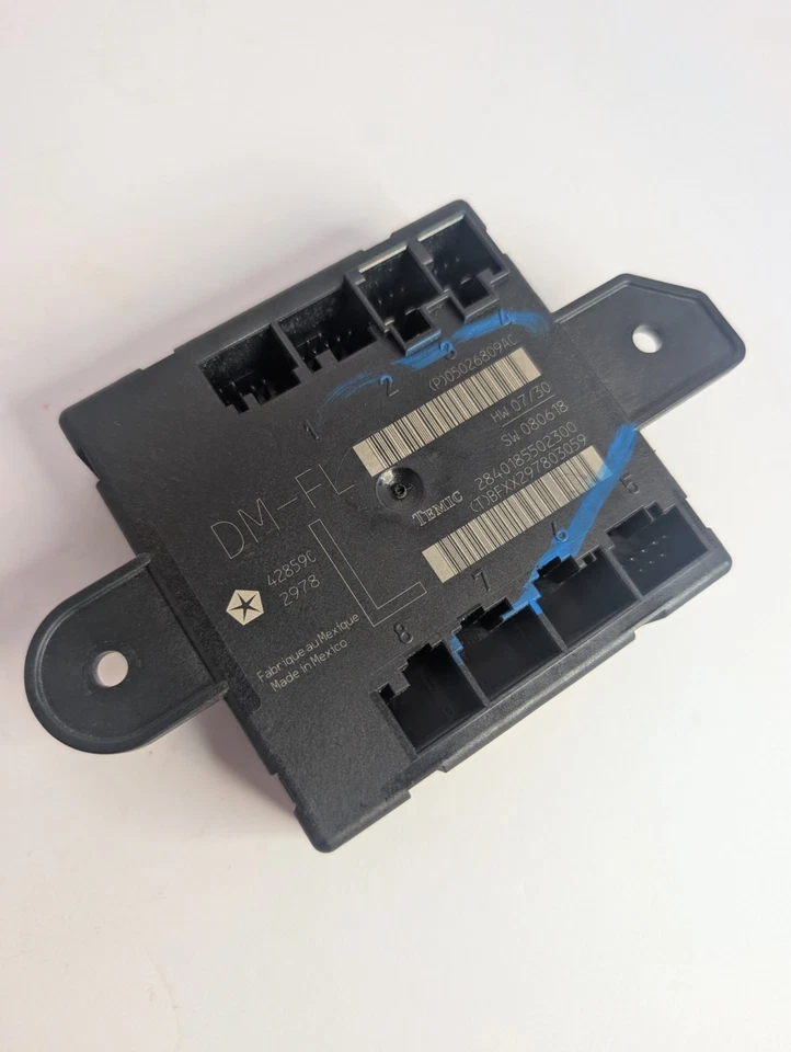 Módulo de control electrónico de la puerta del conductor delantero Dodge Journey 2009 OEM✅ ✅ Foto 2 de 4