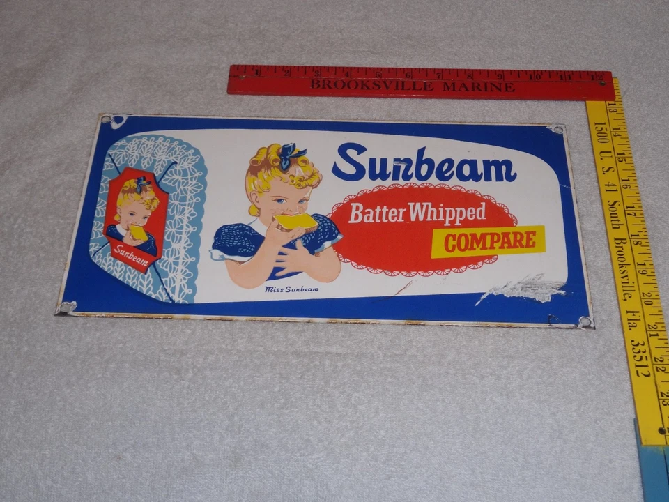 VINTAGE SUNBEAM BATTER WHIPPED BREAD MISS GIRL 15" PORCELAIN METAL GASOLINE SIGN - Image 4 of 4