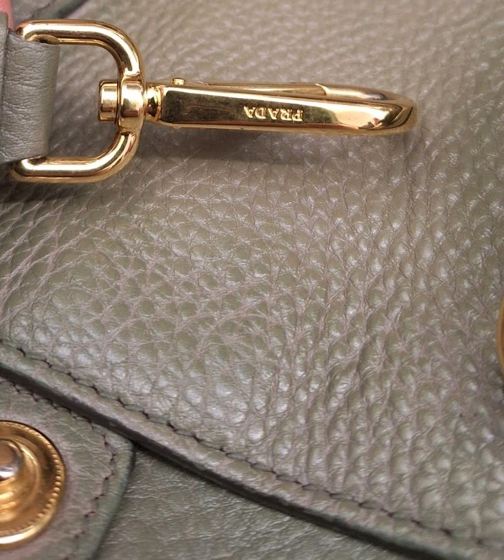 PRADA Beige & Olive Vitello Daino Leather  2way Shoulder Bag RRP £1,895 image 9