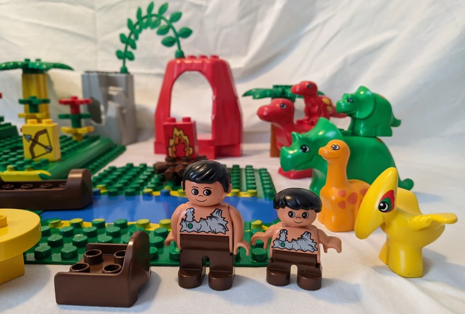 LEGO Duplo- Dino World. 2604 Incomplete Set – No Box/Manual, Extras Included - Image 2 of 4