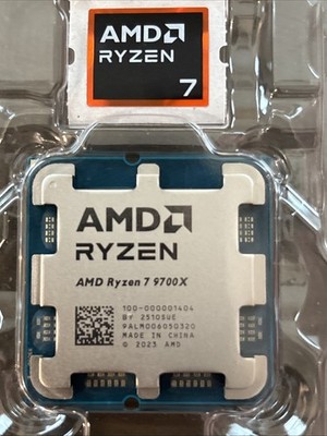 AMD Ryzen 7 9700X Zen 5 8-core 16-Thread AM5 Socket CPU